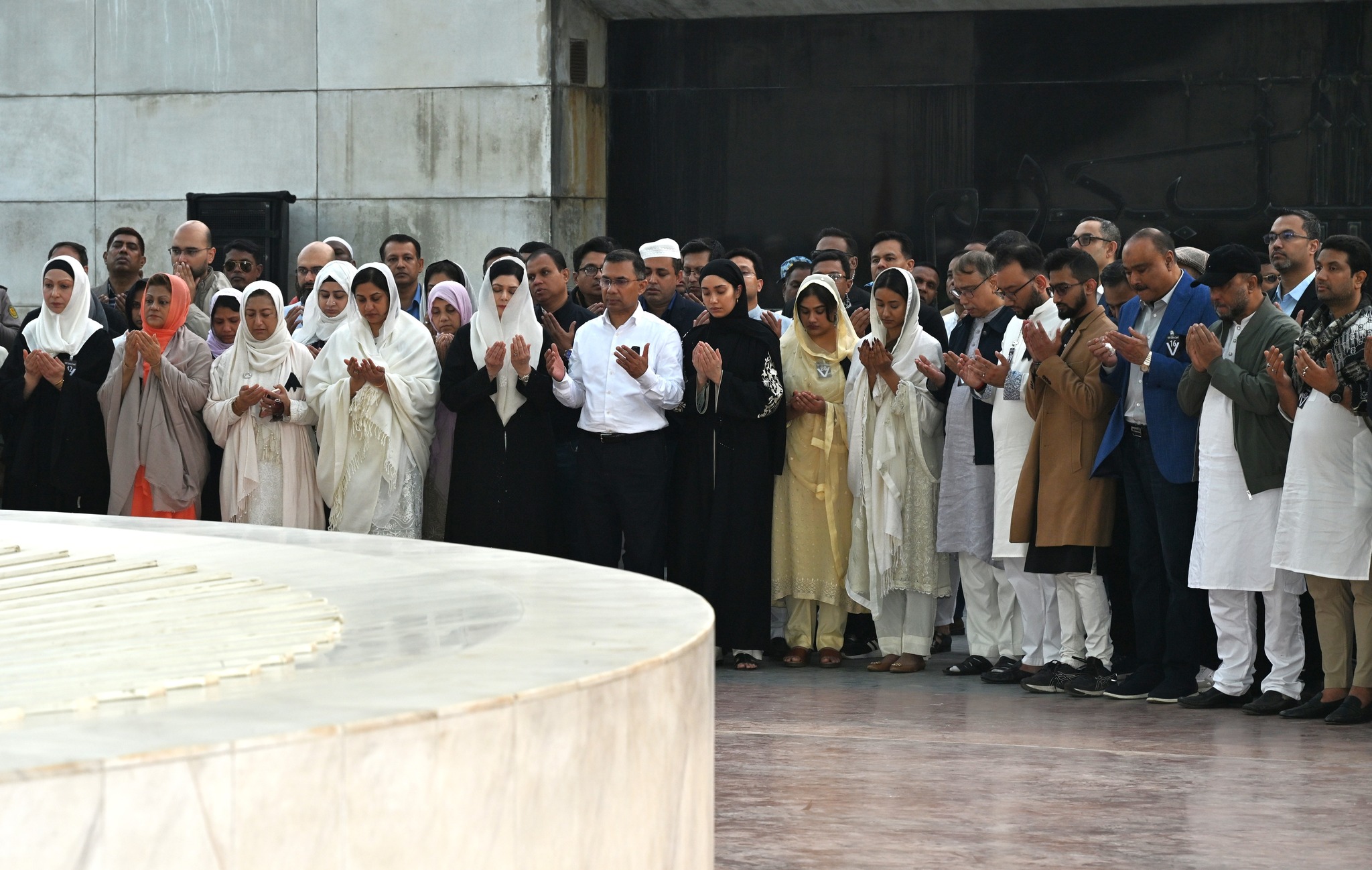 Tarique Rahman and family members express condolences to Begum Khaleda Zia
